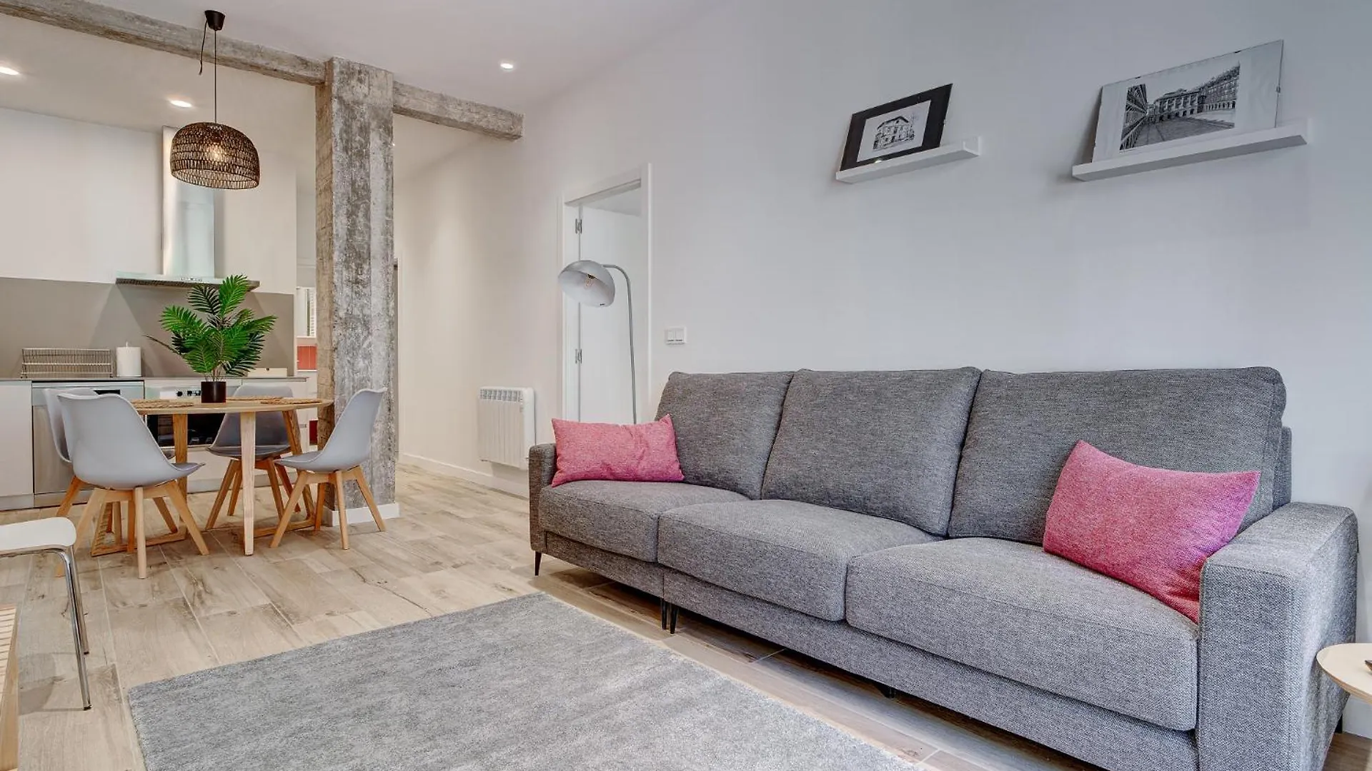 Apartment Apartamentos Gran Via By Sanse Holidays San Sebastian Spain