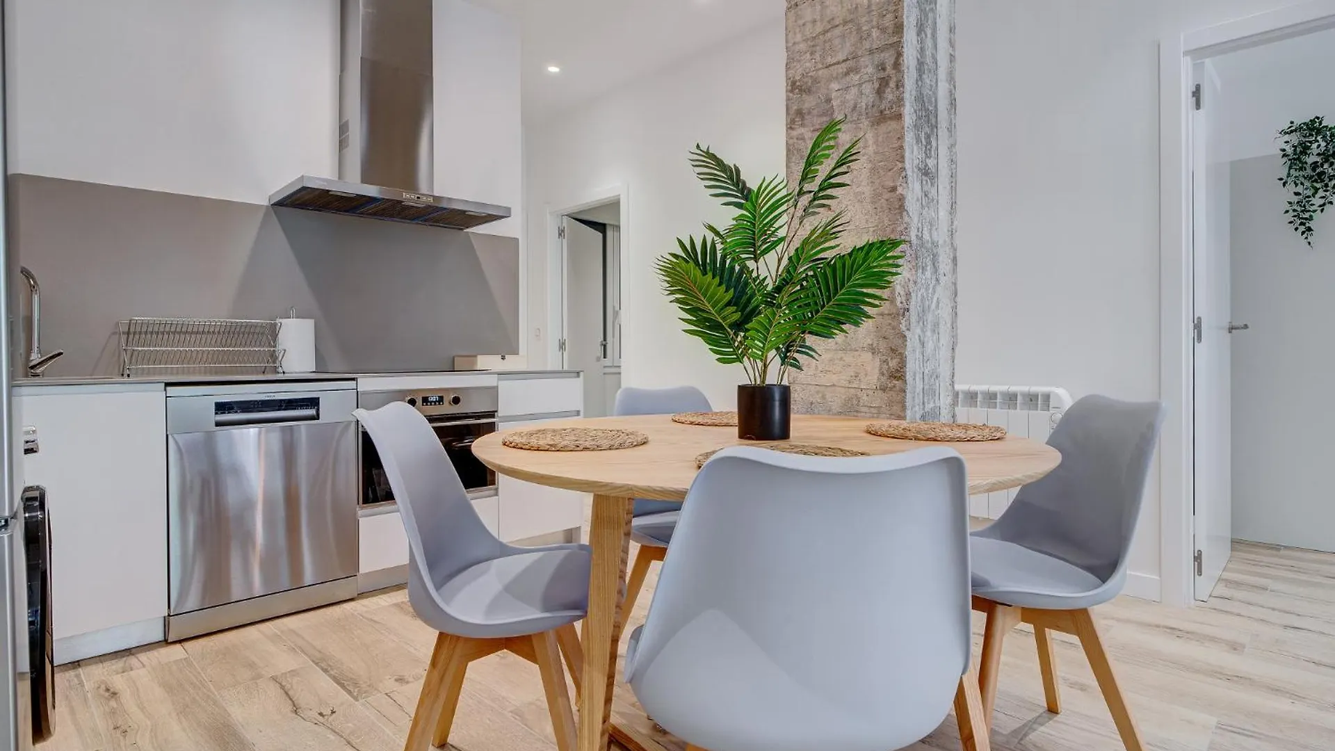 Apartment Apartamentos Gran Via By Sanse Holidays San Sebastian Spain
