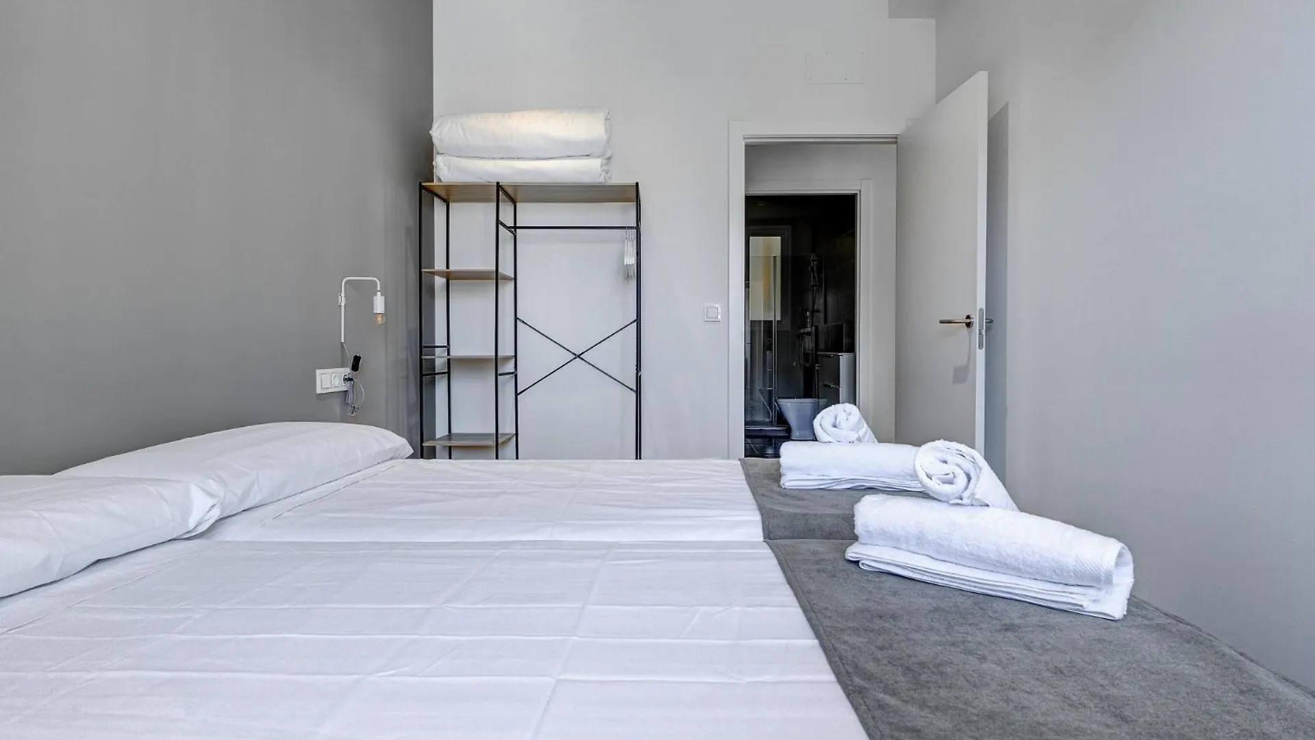 Apartment Apartamentos Gran Via By Sanse Holidays San Sebastián