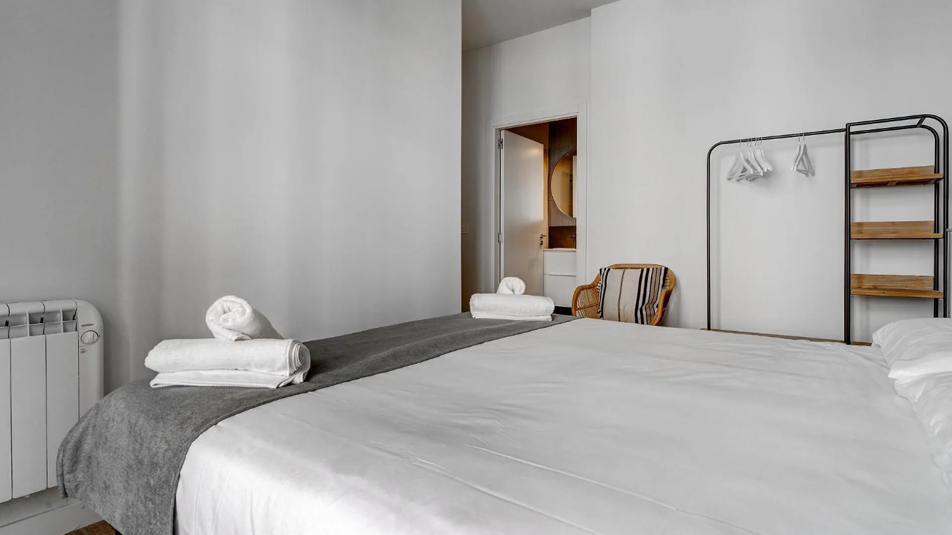 Apartment Apartamentos Gran Via By Sanse Holidays San Sebastián Spanien