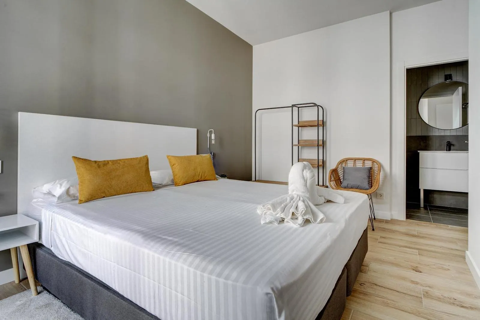 Apartamentos Gran Via By Sanse Holidays San Sebastián