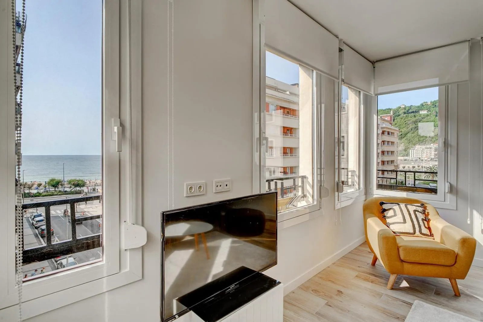 Apartment Apartamentos Gran Via By Sanse Holidays San Sebastián Spanien
