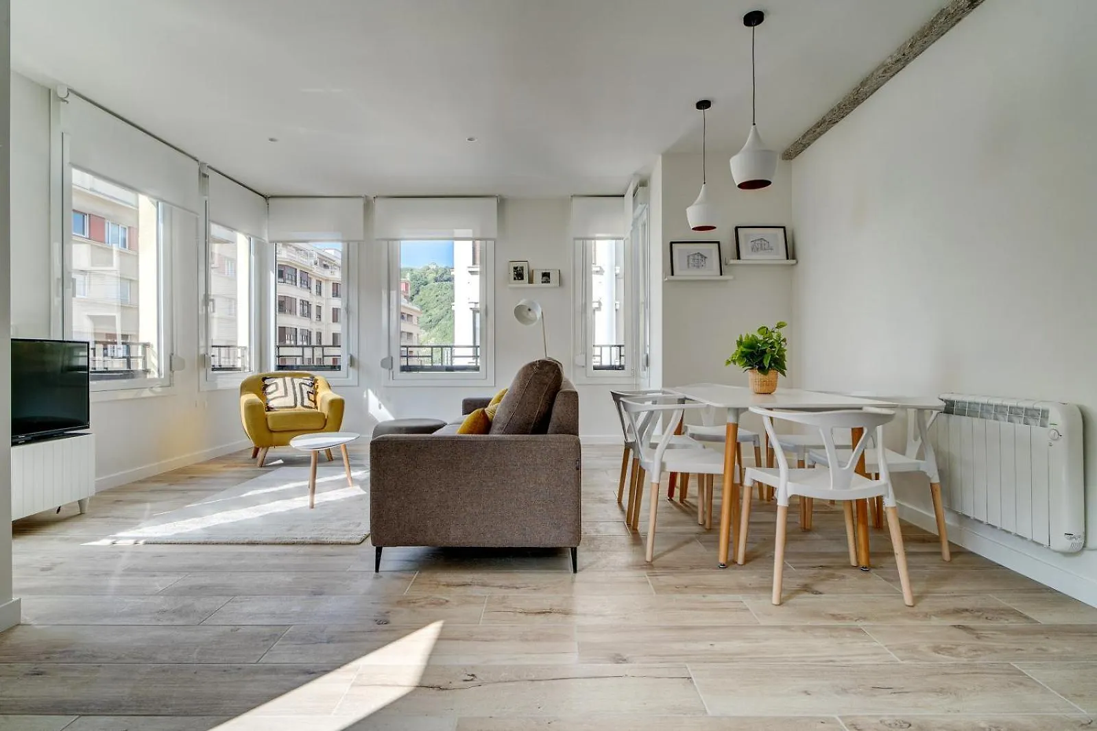 Apartamentos Gran Via By Sanse Holidays San Sebastián 0*,